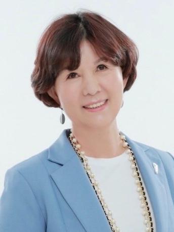 謝雪梅