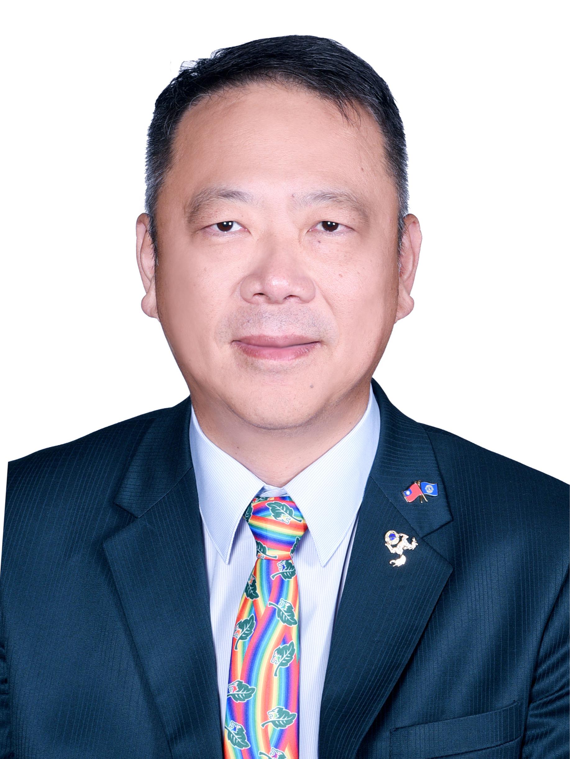 李旭倍